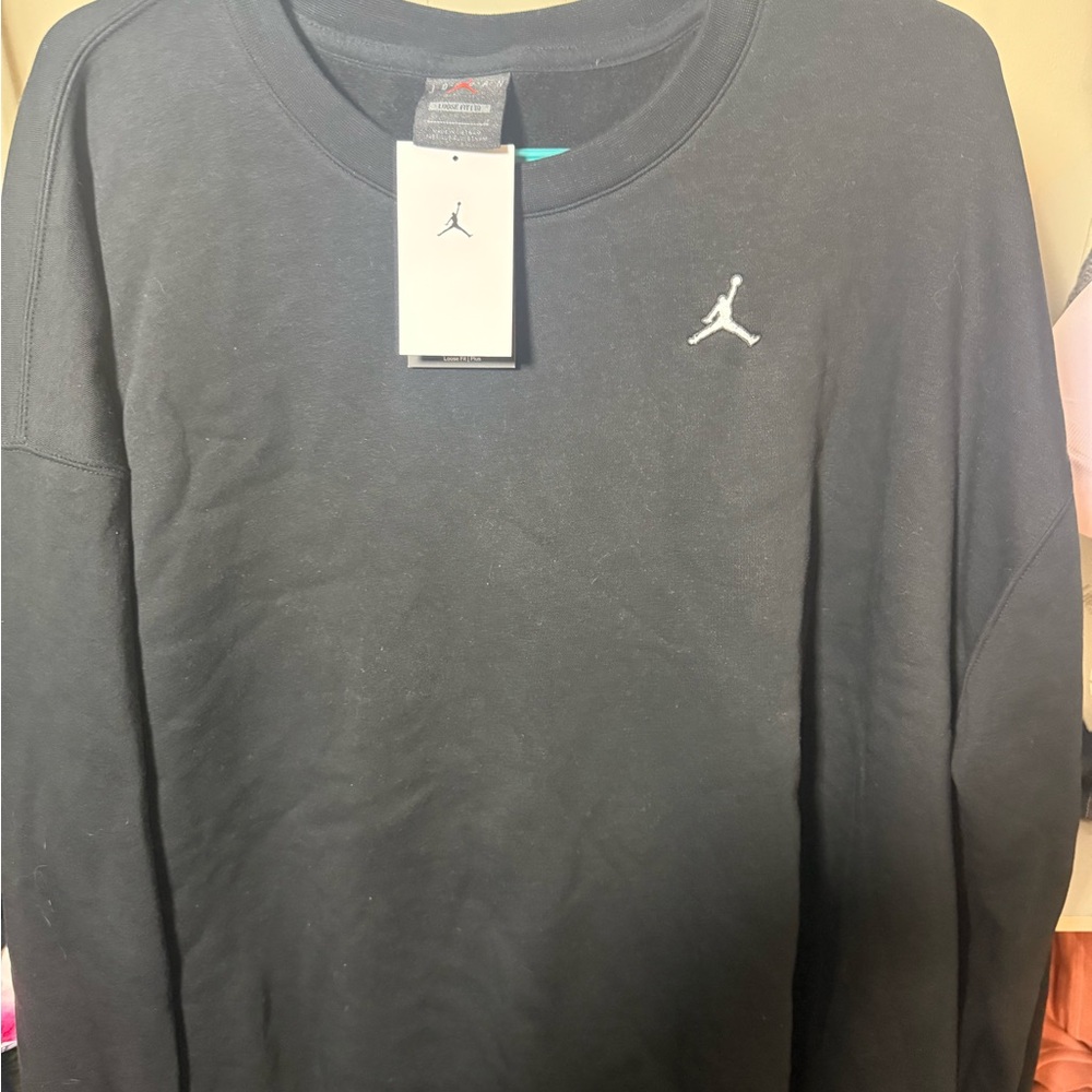 NWT WOMENS JORDAN 3XL LOOSE FIT !